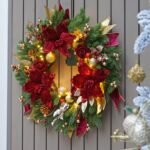 Large Christmas Wreath with Lights - Image 6
